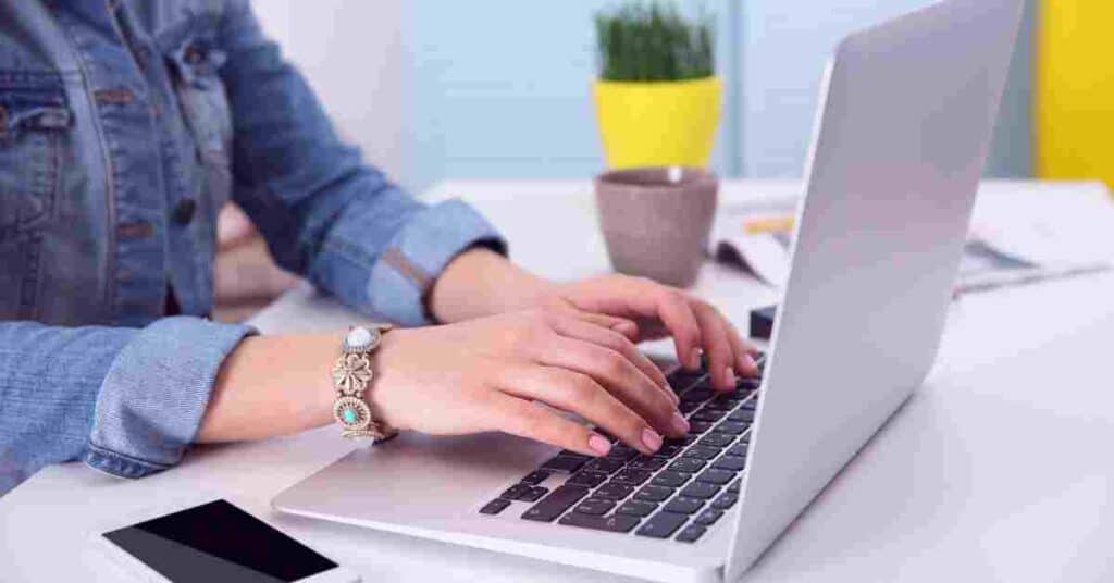 Best Laptops for Bloggers